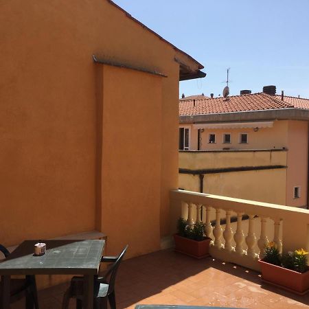 Casa Carducci 33 Bed & Breakfast ปิซา ภายนอก รูปภาพ