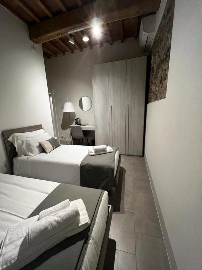 Casa Carducci 33 Bed & Breakfast ปิซา ภายนอก รูปภาพ