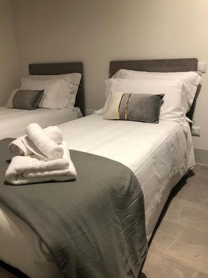 Casa Carducci 33 Bed & Breakfast ปิซา ภายนอก รูปภาพ