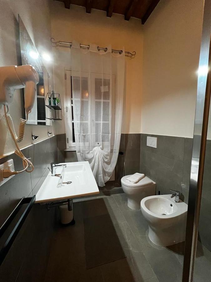 Casa Carducci 33 Bed & Breakfast ปิซา ภายนอก รูปภาพ