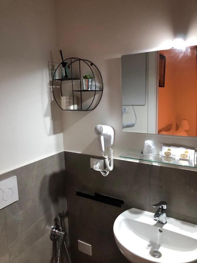 Casa Carducci 33 Bed & Breakfast ปิซา ภายนอก รูปภาพ