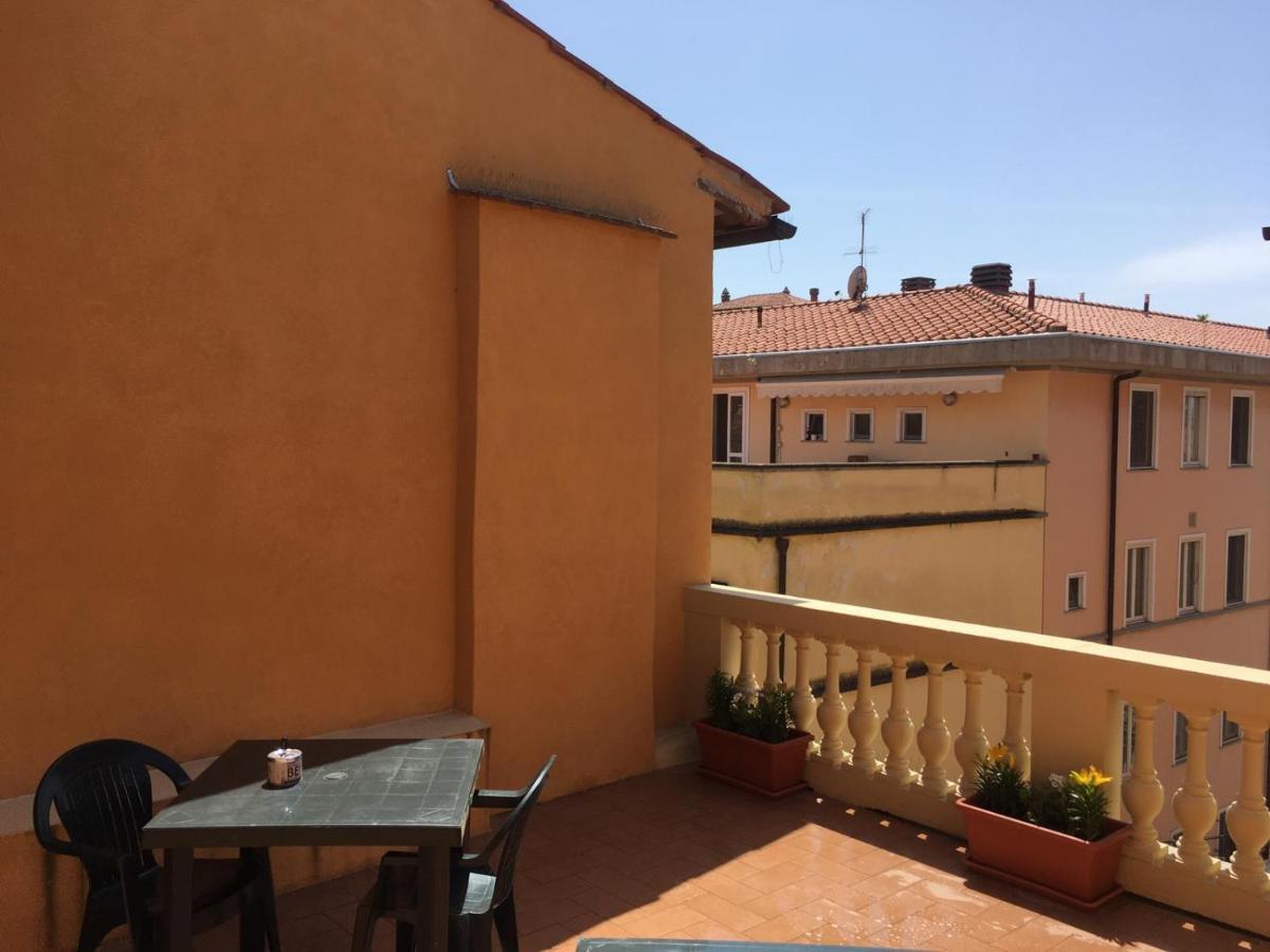 Casa Carducci 33 Bed & Breakfast ปิซา ภายนอก รูปภาพ