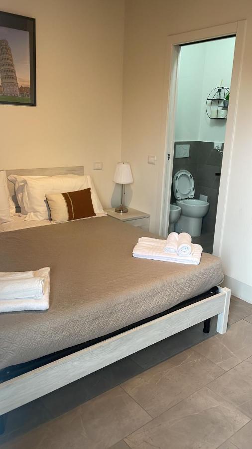 Casa Carducci 33 Bed & Breakfast ปิซา ภายนอก รูปภาพ