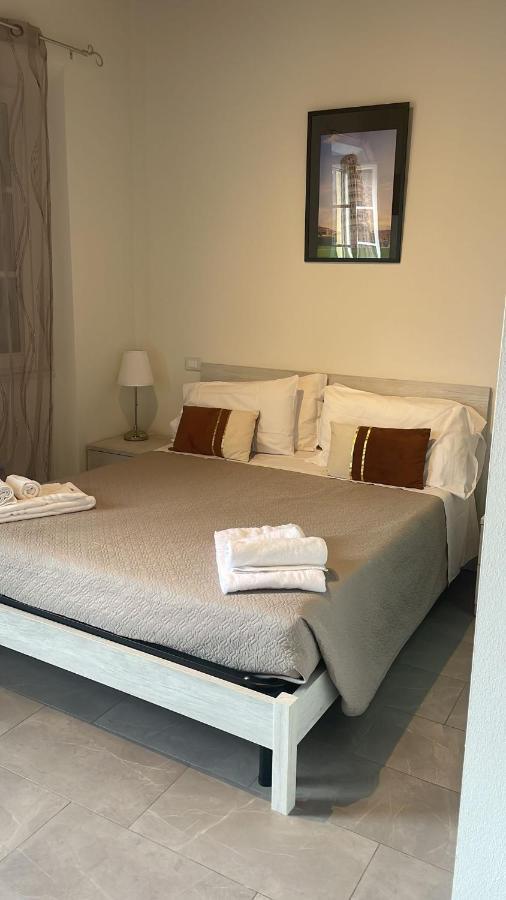 Casa Carducci 33 Bed & Breakfast ปิซา ภายนอก รูปภาพ